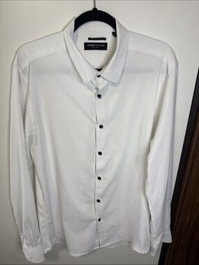 Kenneth Cole White Long-Sleeve Dress Shirt with Black Buttons